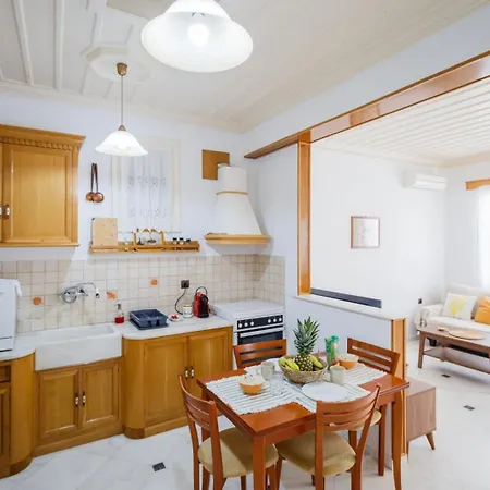 Neoclassico Appartement *