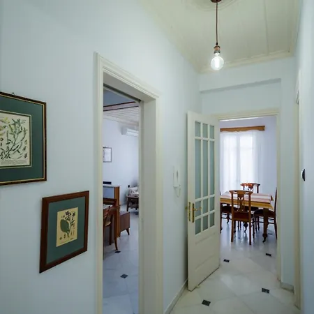 Neoclassico Appartement *